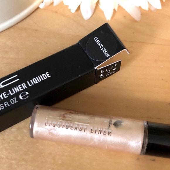 MAC Liquidlast Liner * Classic Cream - Picture 3 of 3